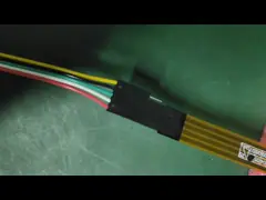 1024×768 解像度 10.4 インチ LVDSタッチスクリーン 4 ワイヤレシビティブタッチ付き LCD